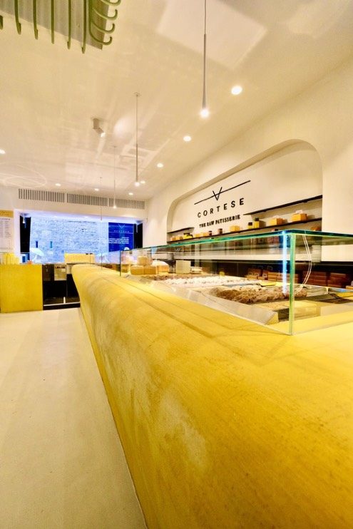 Cortese Caffè — banco vetrina