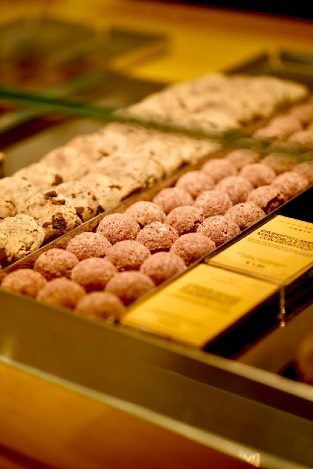 Cortese Café — sala dettaglio