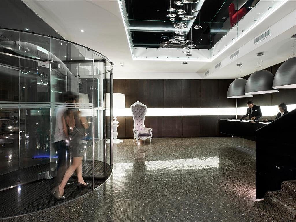 Hotel Ambasciatori — area servizio bar c-hotels Firenze