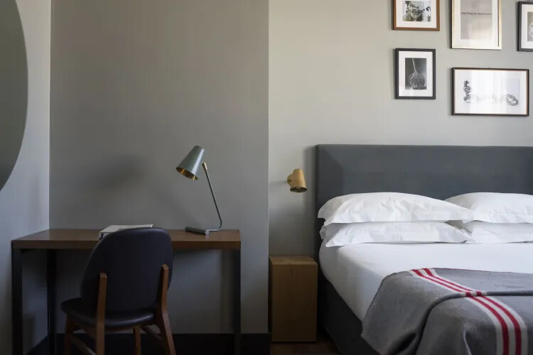 Hotel Joy — interno camera