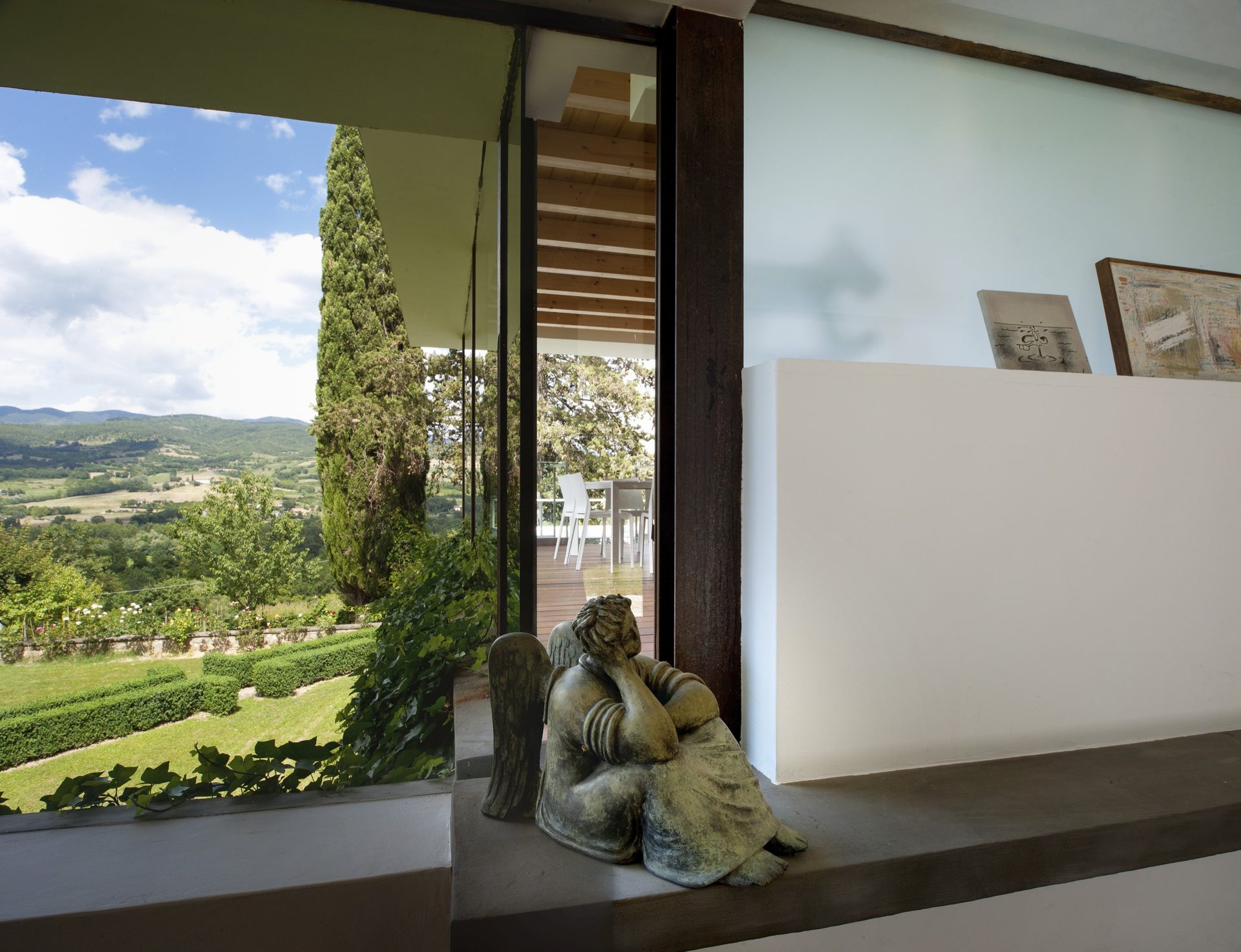 Open Air Villa — corridoio galleria d'arte